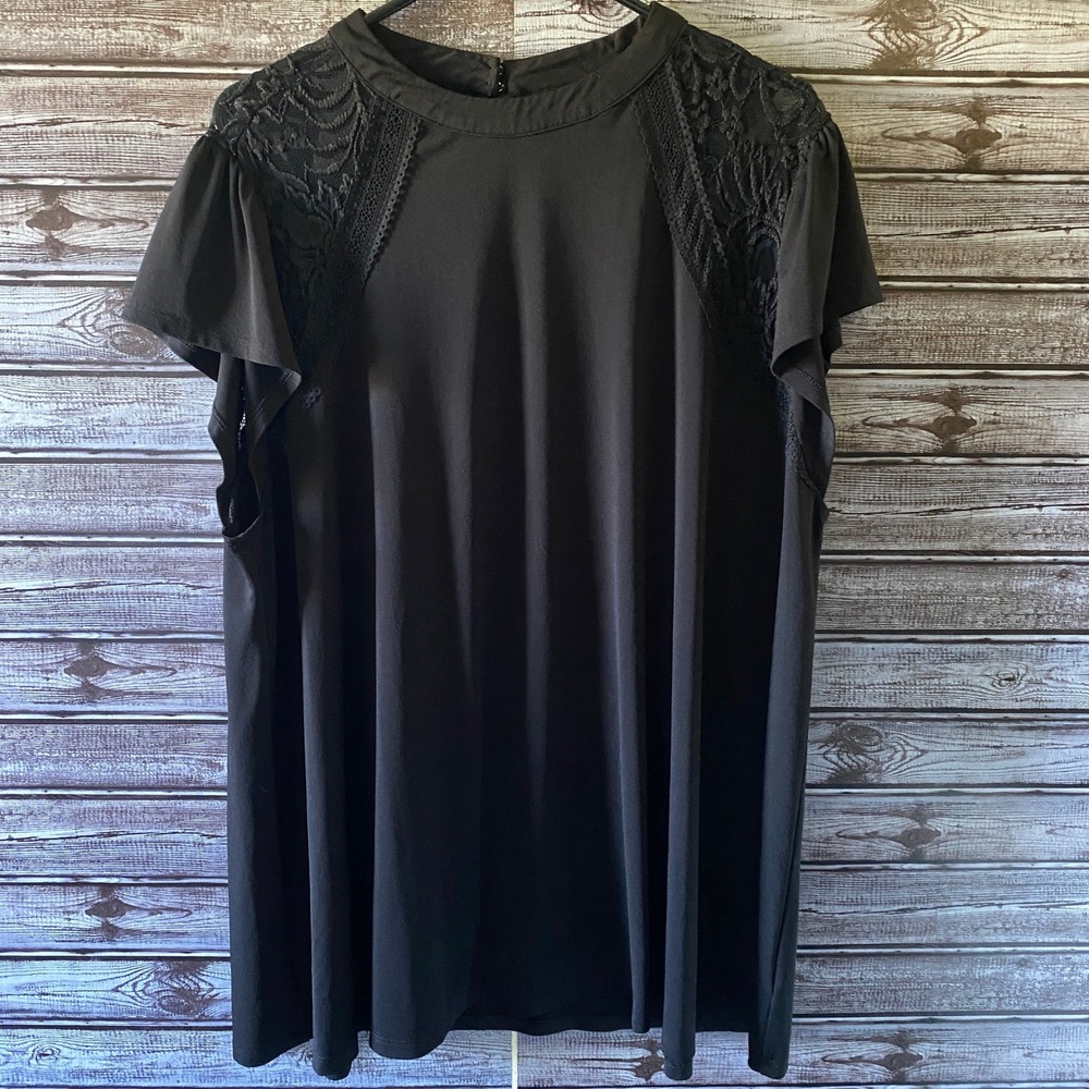 Torrid Women's‎ Short-Sleeved Blouse Size 4X Black Lace Detail
